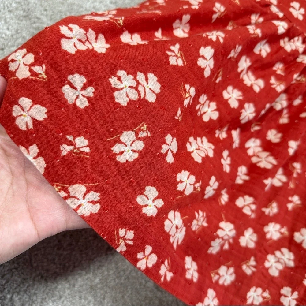 Madewell Puff-Sleeve Button-Front Top in Swiss Dot Happy Aloha Thai Chili Size S